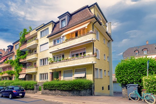 Apartment house near Goldbrunnenplatz, Zurich
